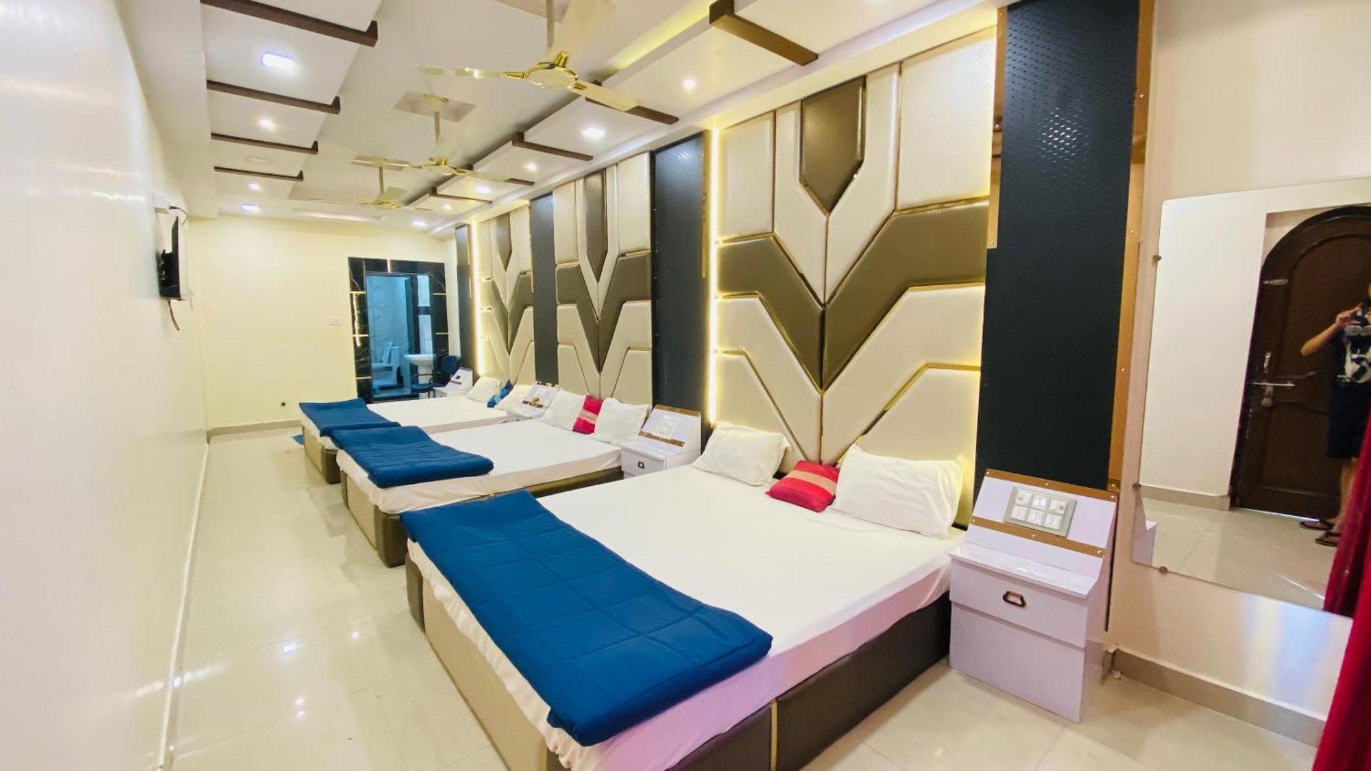Hotel Mark 우자인 외부 사진