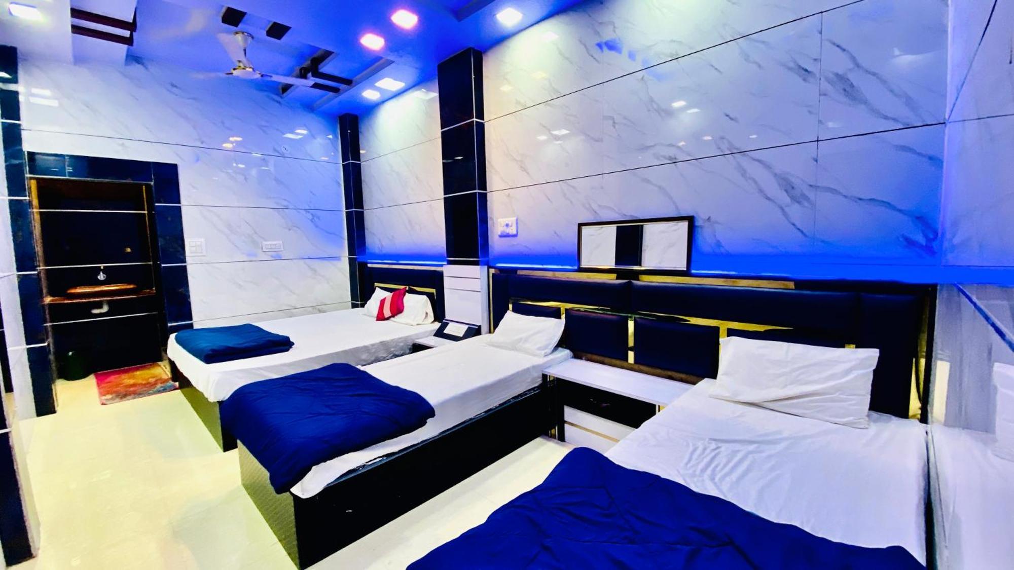 Hotel Mark 우자인 외부 사진