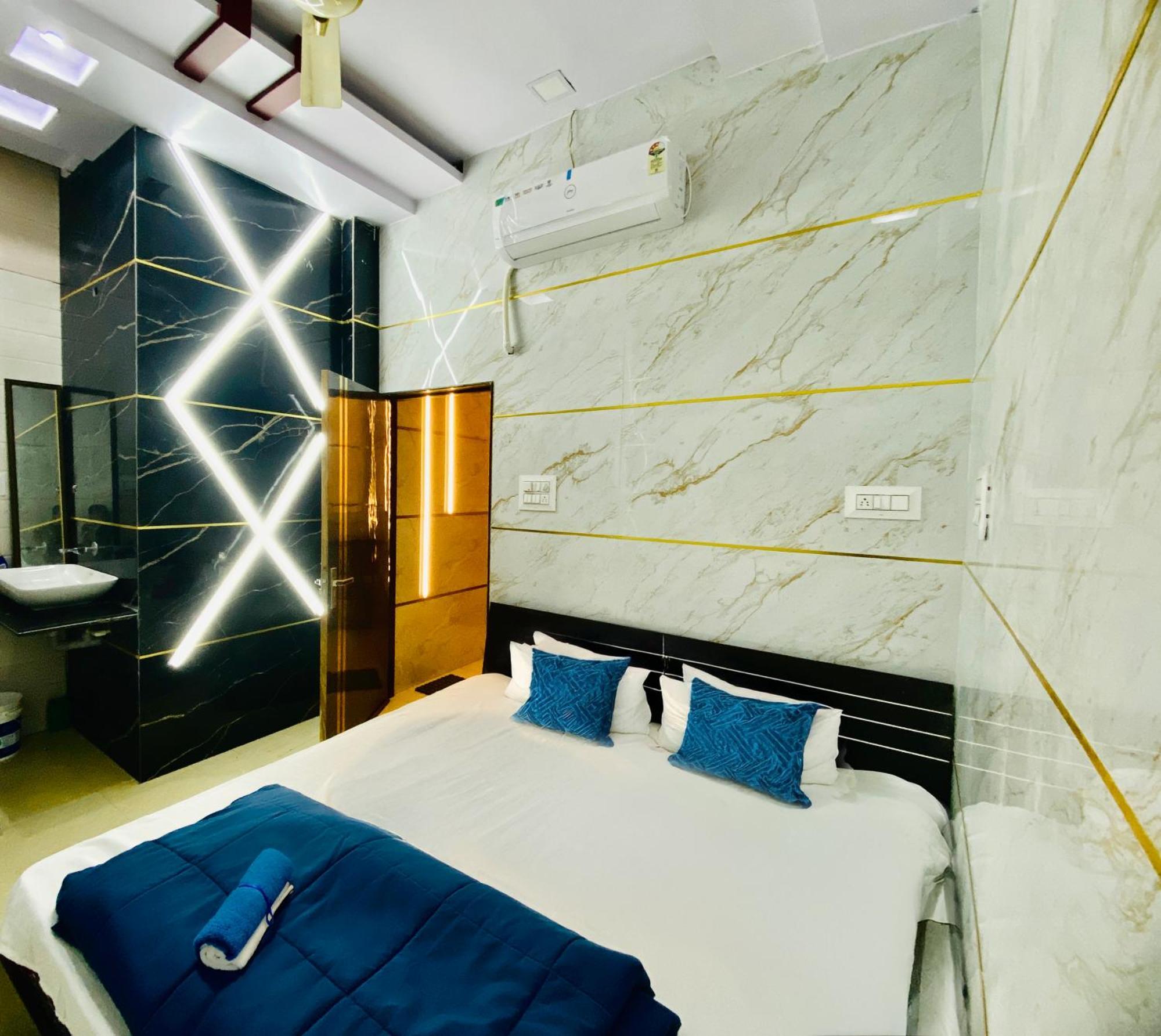 Hotel Mark 우자인 외부 사진